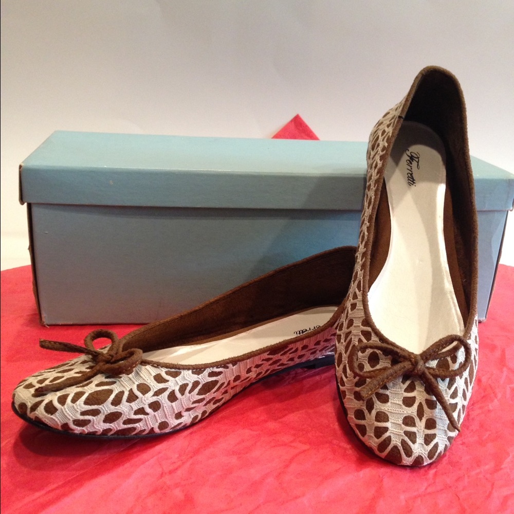 Still tagged Ferretti Leather Flats
